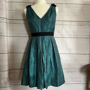 Adrianna Papell v-neck dress